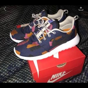 Roshe shoes